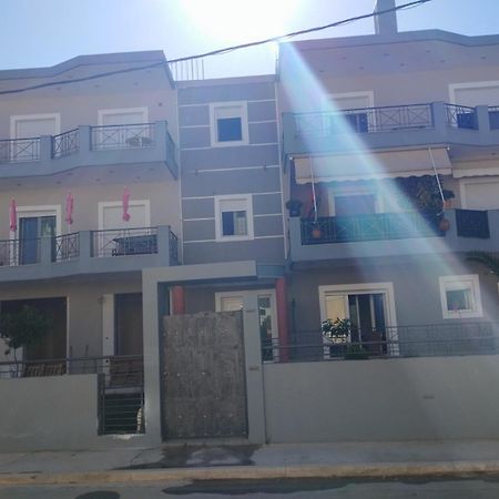 Nova Ledeza Nl Apartman Igumeníca Kültér fotó